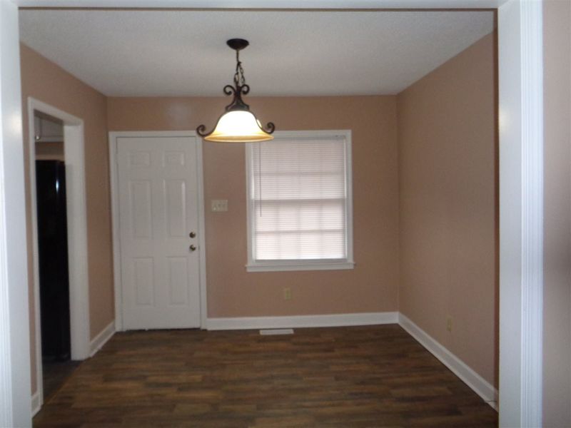 2520 Foxgate Dr, Raleigh, NC 27610
