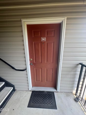 2520 Friedland Pl #202, Raleigh, NC 27617