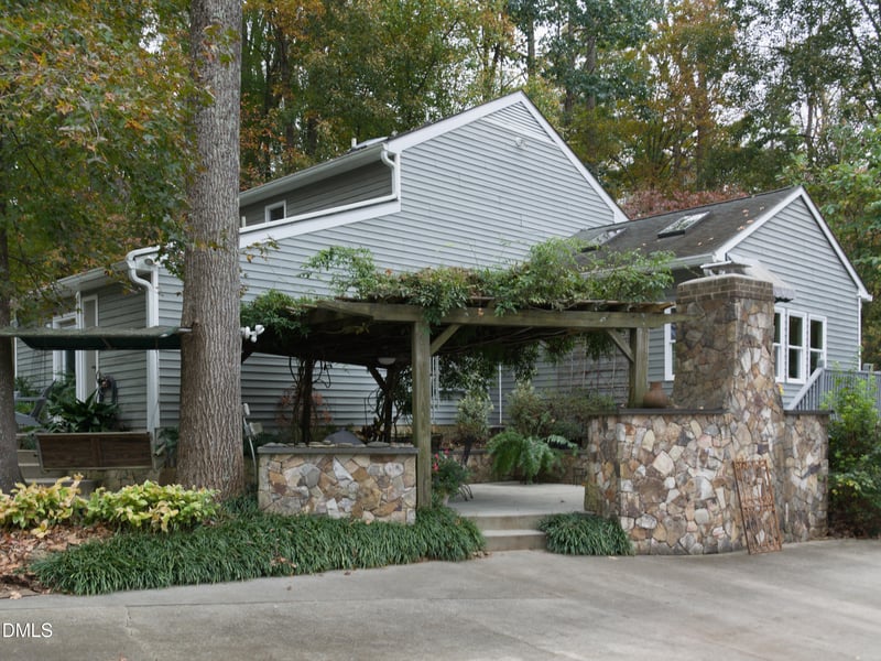 2520 Hardwood Ln, Hillsborough, NC 27278