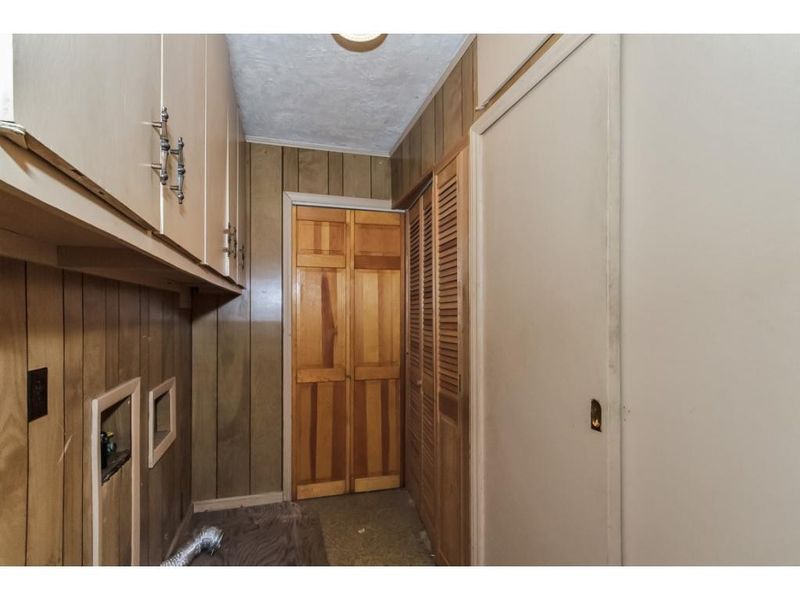 2520 Hyde St, Burlington, NC 27217