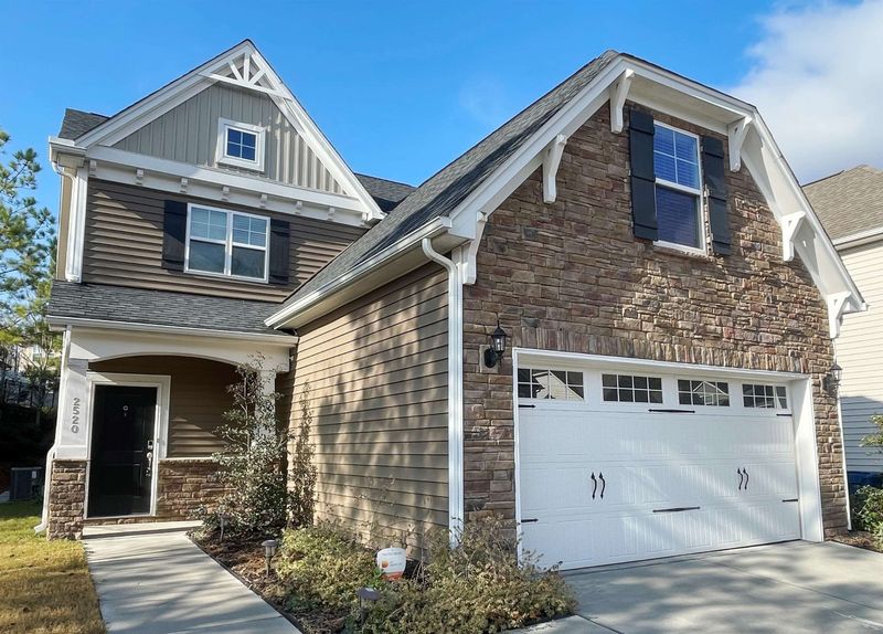 2520 Magnolia Tree Ln, Durham, NC 27703