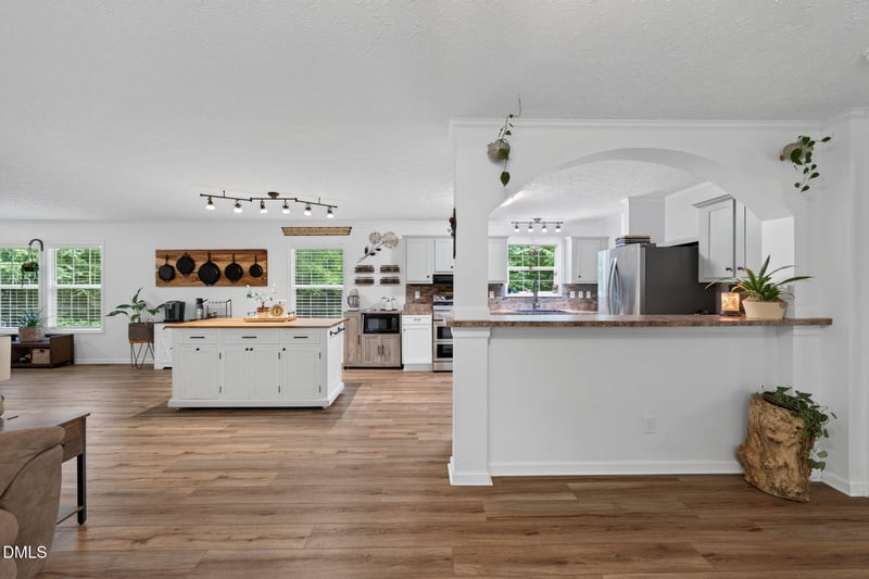 2520 Poplar Hl Ct, Snow Camp, NC 27349