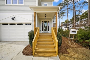 2520 Prince Dr, Raleigh, NC 27606