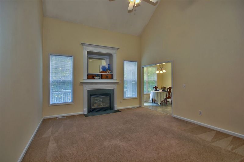 2520 Tadley Ct, Raleigh, NC 27603
