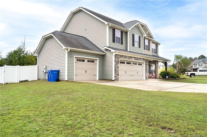 2521 Clear Pines Ct, Fayetteville, NC 28304
