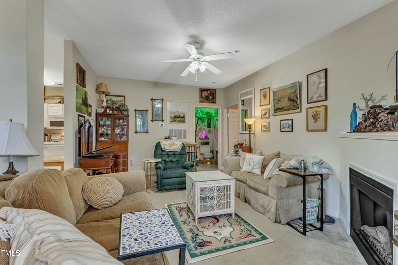 2521 Friedland Pl #201, Raleigh, NC 27617