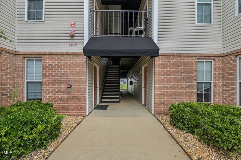 2521 Friedland Pl #303, Raleigh, NC 27617