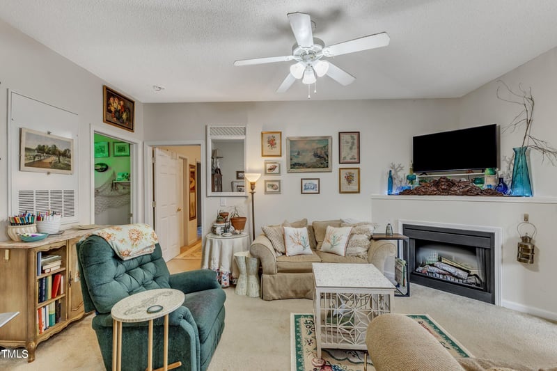 2521 Friedland Pl #201, Raleigh, NC 27617