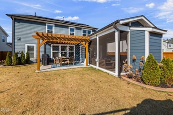 2521 Great Daisy Ln, New Hill, NC 27562