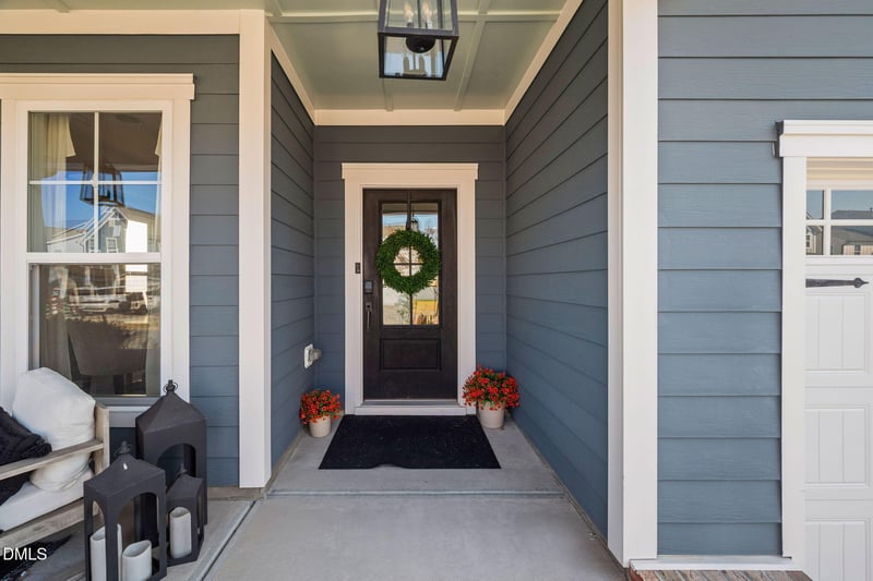 2521 Great Daisy Ln, New Hill, NC 27562