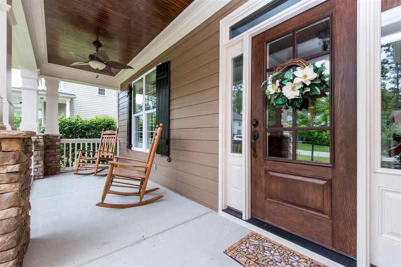 2521 Thurrock Dr, Apex, NC 27539
