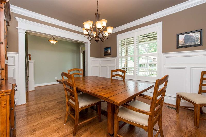2521 Thurrock Dr, Apex, NC 27539