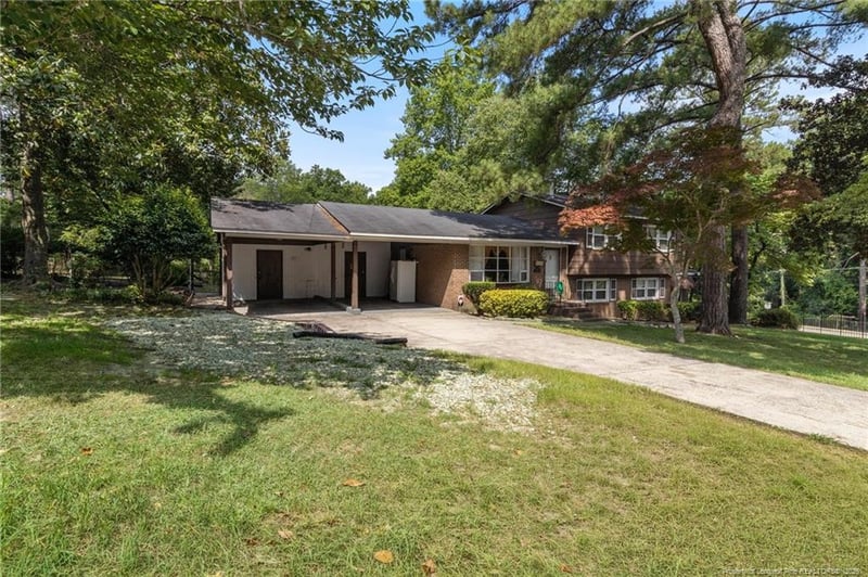 2521 Vestal Ave, Fayetteville, NC 28301