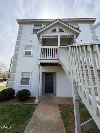 2522 Avent Ferry Rd #104, Raleigh, NC 27606