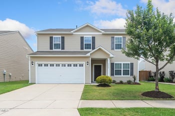 2522 Dalmahoy Ln, Fuquay Varina, NC 27526