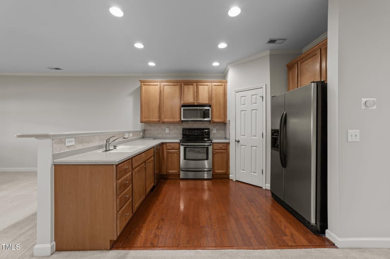 2523 Spring Oaks Way, Raleigh, NC 27614