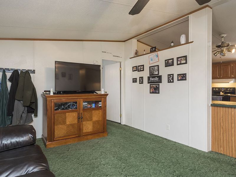 2524 Ashewood Dr, Snow Camp, NC 27349