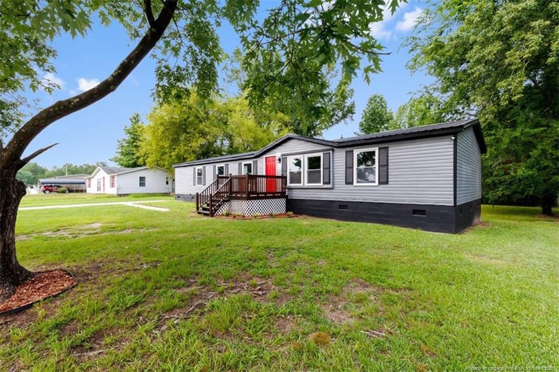 2524 Carriage Rd, Fayetteville, NC 28312