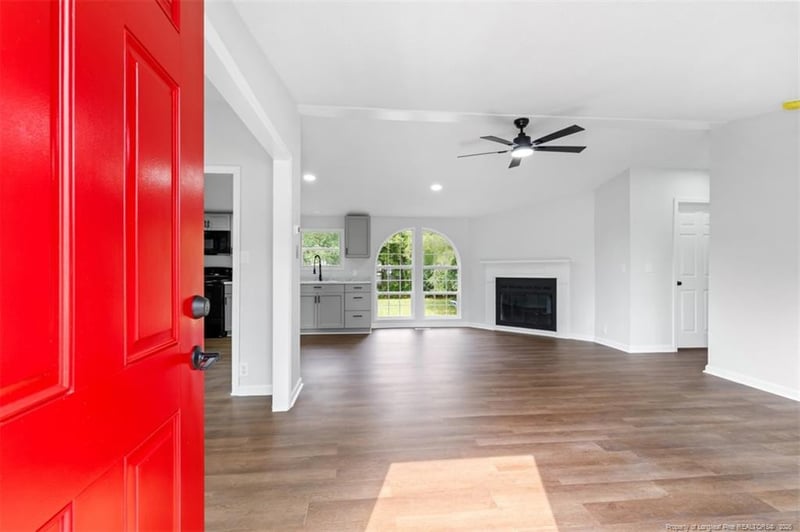 2524 Carriage Rd, Fayetteville, NC 28312