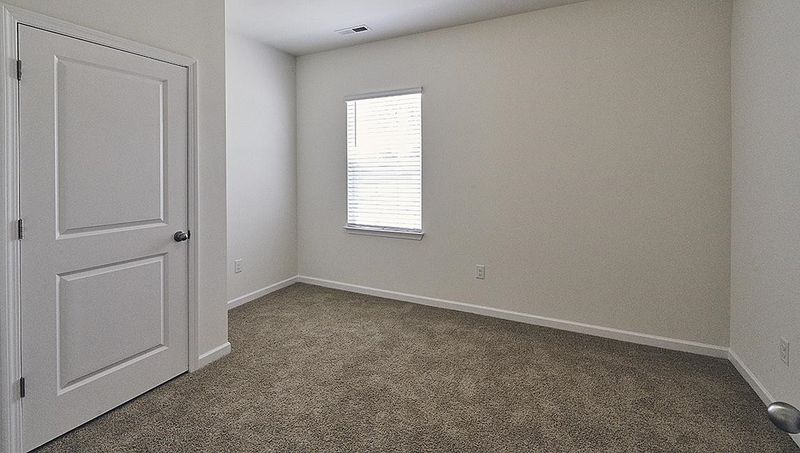 2524 Lily Dr, Haw River, NC 27258