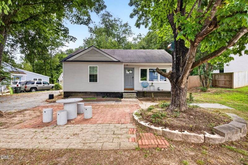 2524 Newbold St, Raleigh, NC 27603