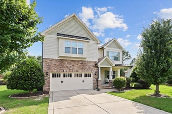 2524 Thorngrove Ct, Fayetteville, NC 28303