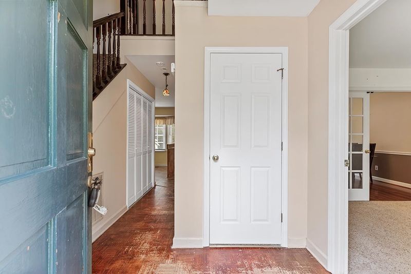 2525 Birchford Ct, Raleigh, NC 27604