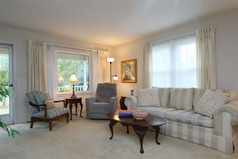 2525 Fairlawn Rd, Durham, NC 27705
