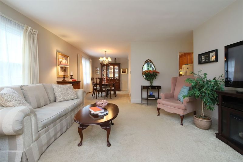 2525 Fairlawn Rd, Durham, NC 27705