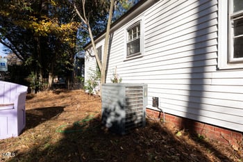 2525 Freeman St, Fayetteville, NC 28301