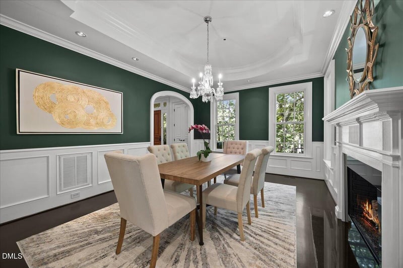 2525 Glenwood Ave, Raleigh, NC 27608