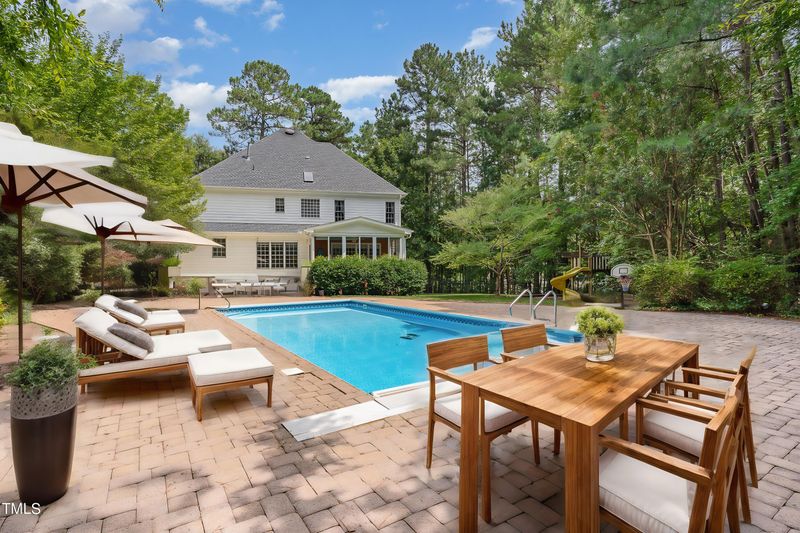 2525 Laurelford Ln, Wake Forest, NC 27587