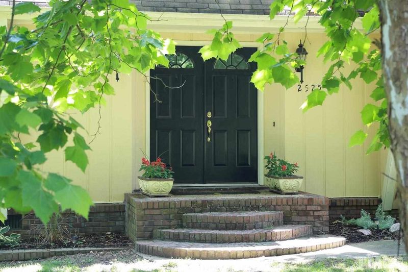 2525 National Ave, Raleigh, NC 27610