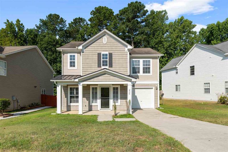 2525 Quarry Ridge Ln, Raleigh, NC 27610