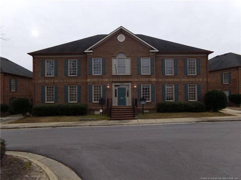 2525 Raeford Rd #D, Fayetteville, NC 28305
