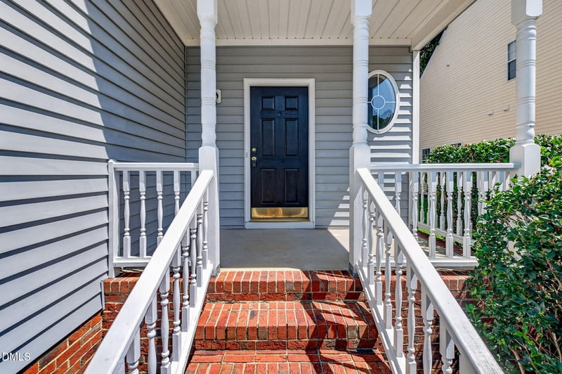 2525 Trailwood Hills Dr, Raleigh, NC 27603