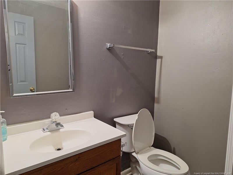 2525 Vestal Ave, Fayetteville, NC 28301