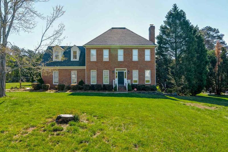 2525 Whippletree Dr, Raleigh, NC 27603