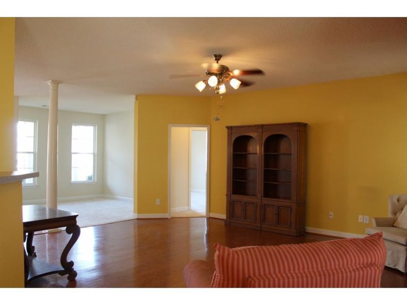 2526 Cambridge Rd, Burlington, NC 27215