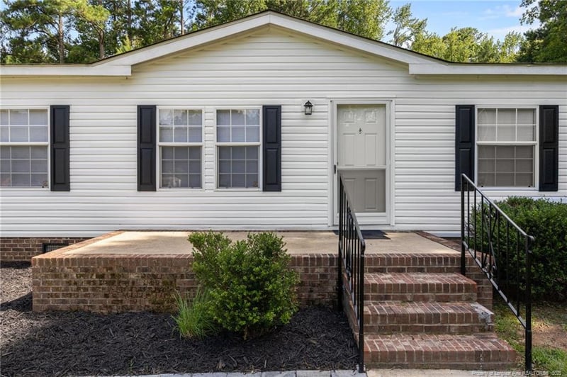 2526 Gainey Rd, Fayetteville, NC 28306