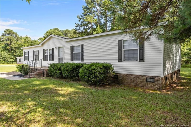 2526 Gainey Rd, Fayetteville, NC 28306