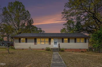 2526 Hyde St, Burlington, NC 27217