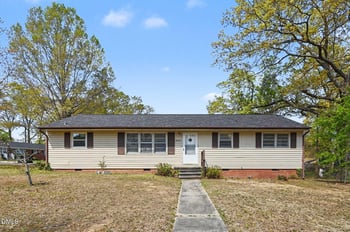 2526 Hyde St, Burlington, NC 27217