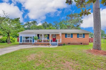 2527 Bel Aire St, Fayetteville, NC 28306