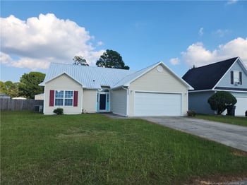 2527 Cameron Woods Ln, Fayetteville, NC 28306