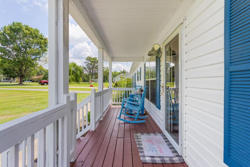 2527 Foxfire Ln, Burlington, NC 27217
