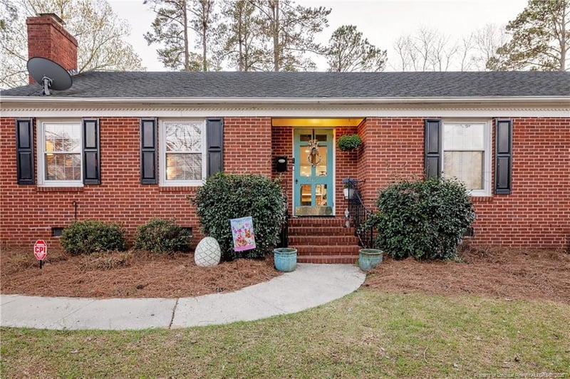 2527 Huntington Rd, Fayetteville, NC 28303