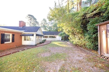 2527 Huntington Rd, Fayetteville, NC 28303