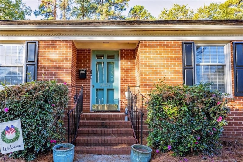 2527 Huntington Rd, Fayetteville, NC 28303