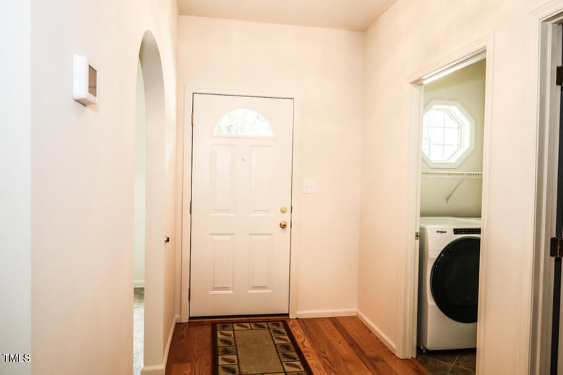 2528 Beech Gap Ct, Raleigh, NC 27603